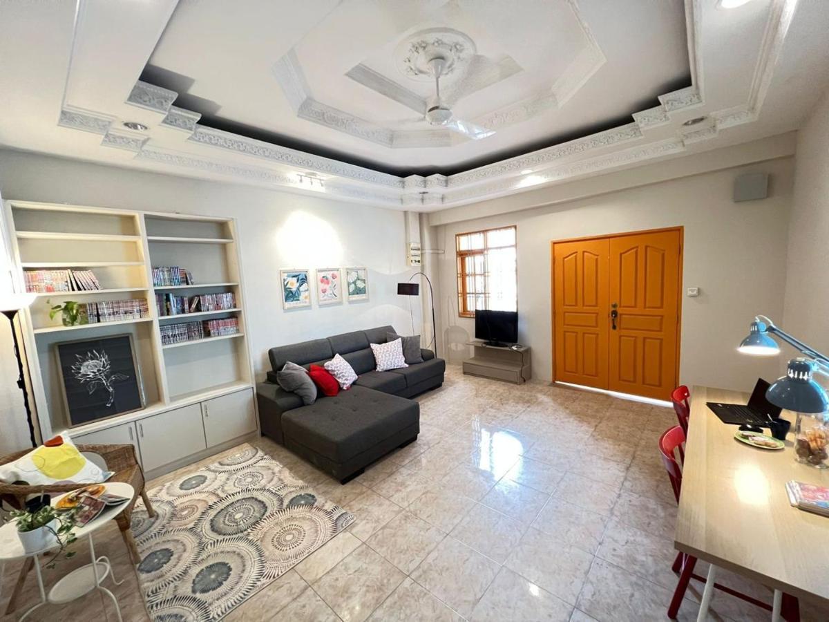 Myroom Georgetown, Off Jalan Burma, Gurney Drive Exterior foto